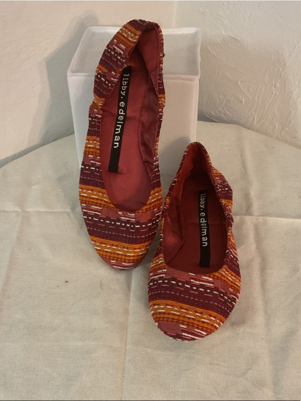Libby Edelman Woven Tapestry Ballet Flats Size 8.5M Burgundy Rust Mustard Cream